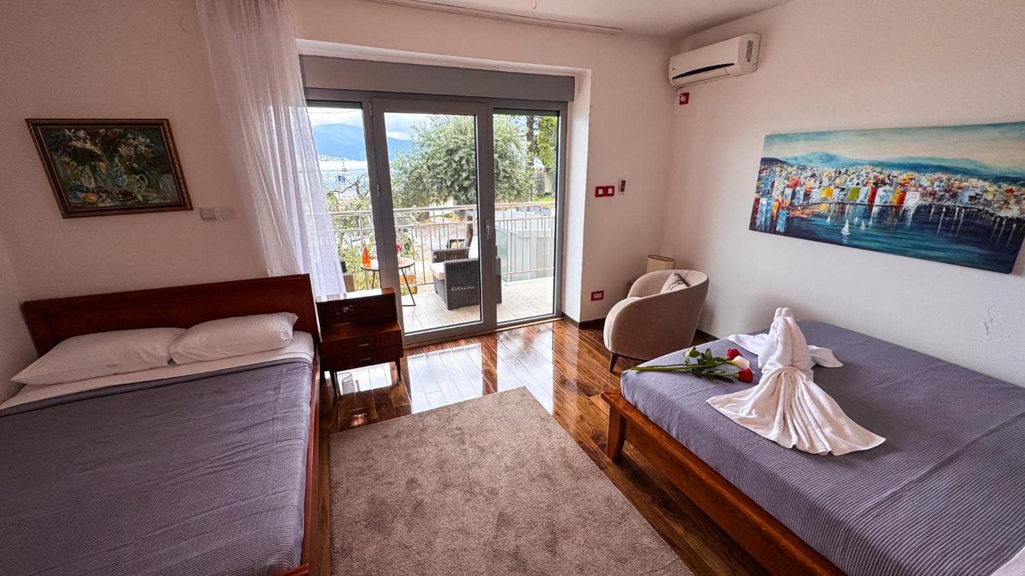 Qumi Apartments Tivat Exterior foto